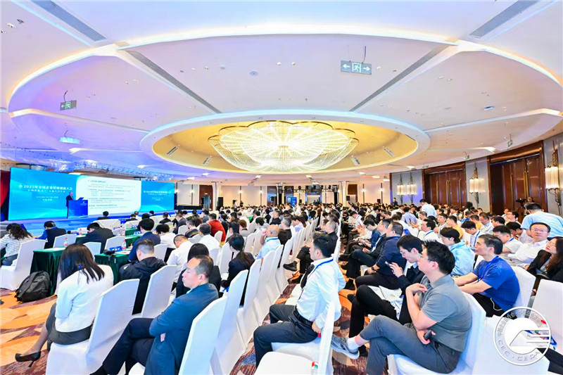 <b>2025全国企业管理创新大会在珠海隆重召开  我会执行会长庄大泉参加本次活动</b>